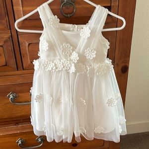 Ava & Yelly cream colored dress, size 3T.